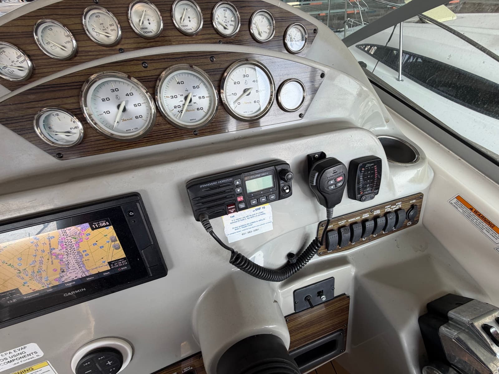 2012 Bayliner 315 SB - Photo 11