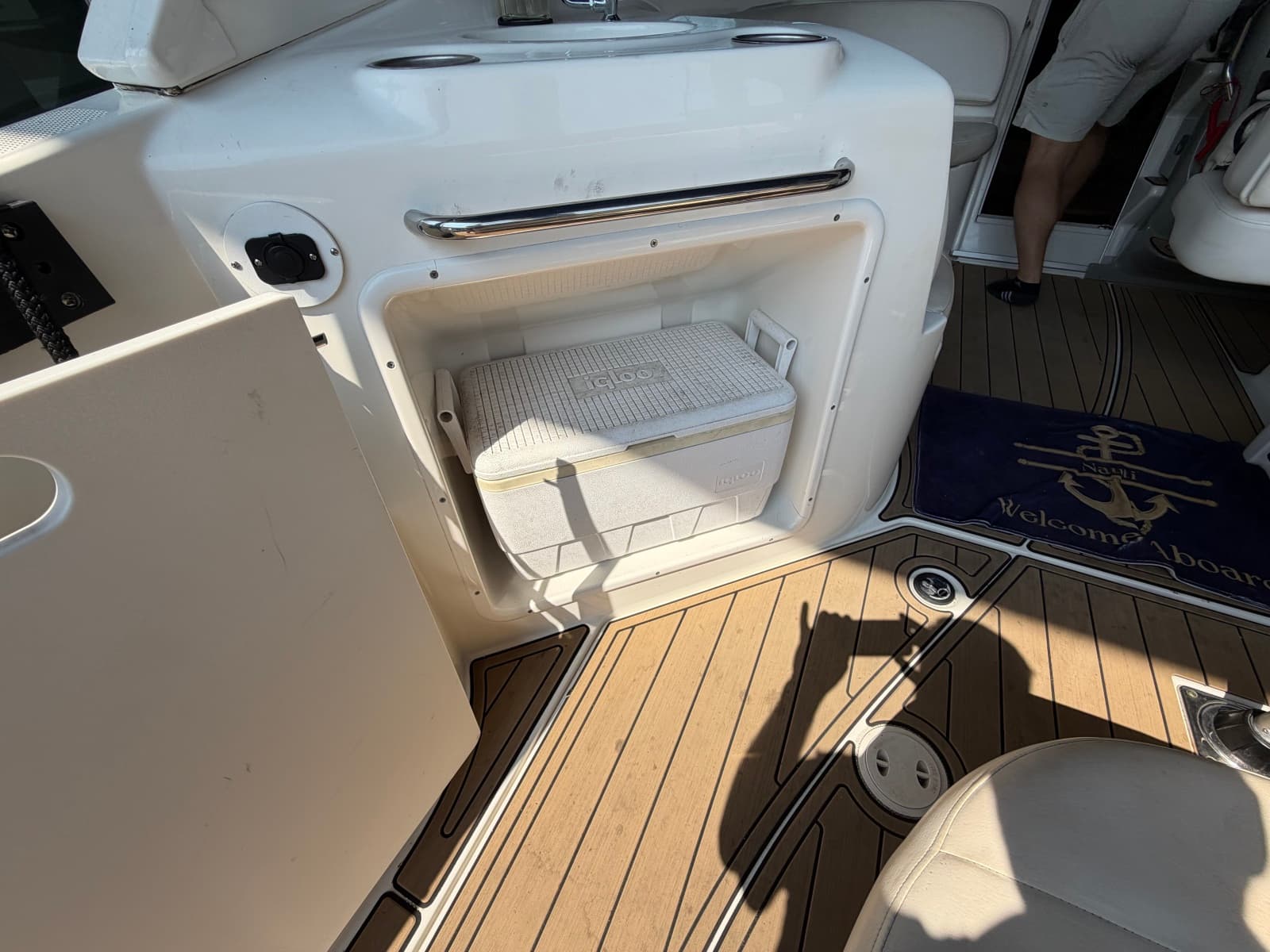 2012 Bayliner 315 SB - Photo 13