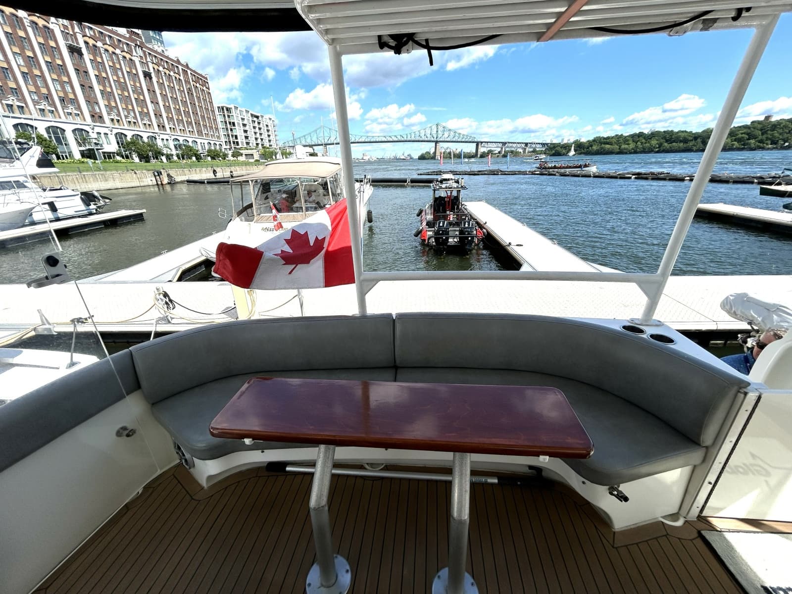 2007 Cruisers Yachts 455 - Photo 10