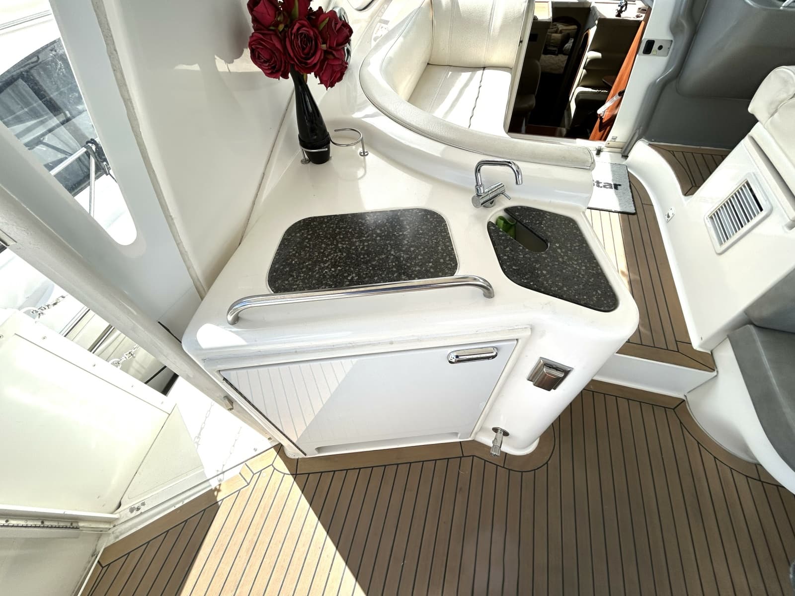 2007 Cruisers Yachts 455 - Photo 13