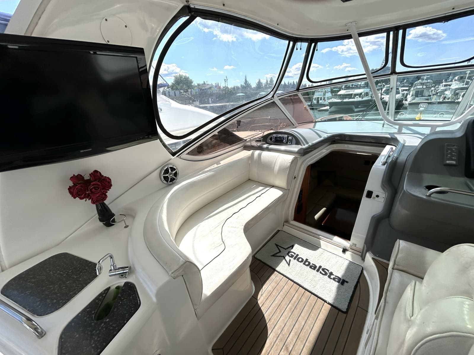 2007 Cruisers Yachts 455 - Photo 16