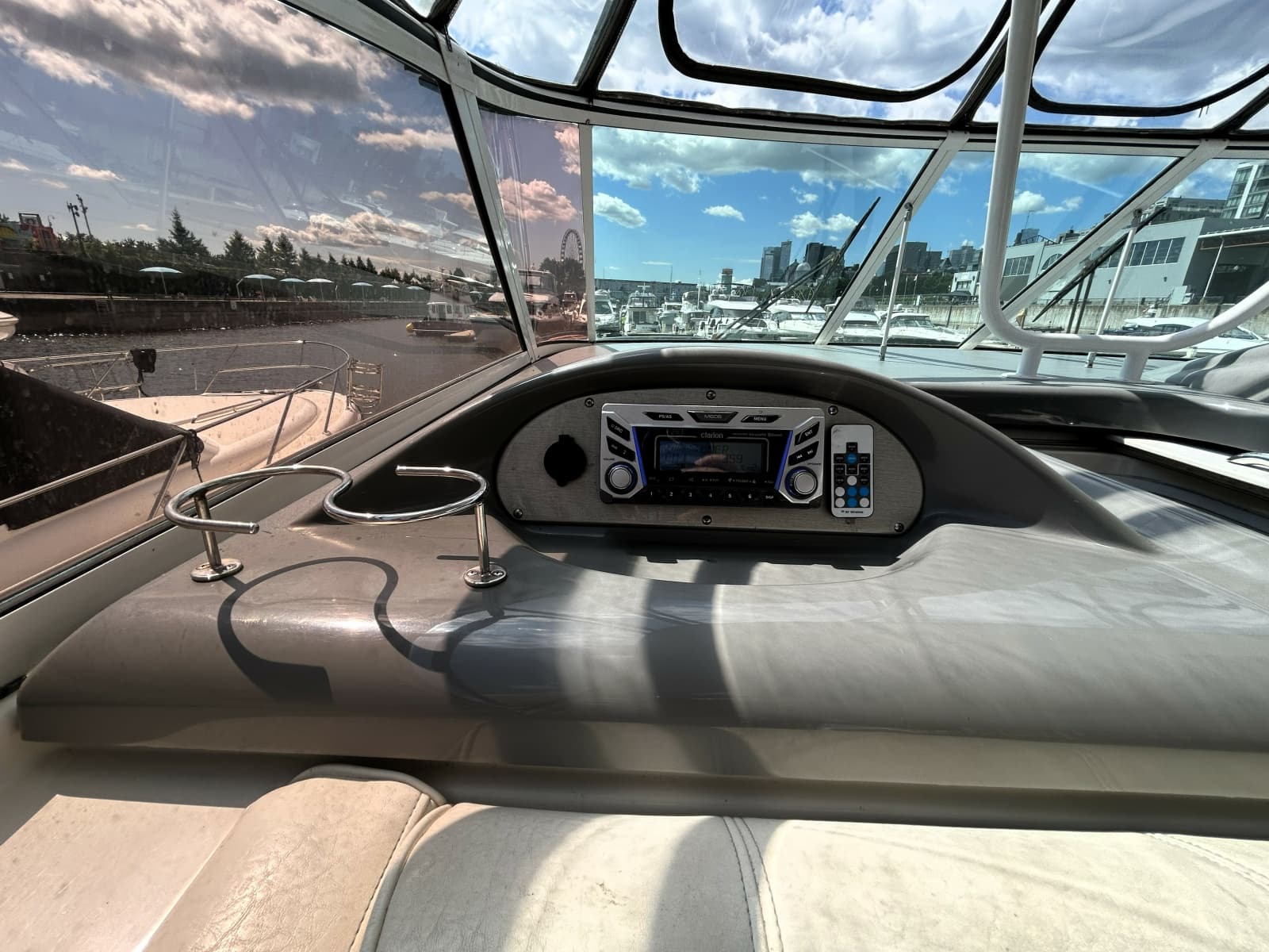 2007 Cruisers Yachts 455 - Photo 18
