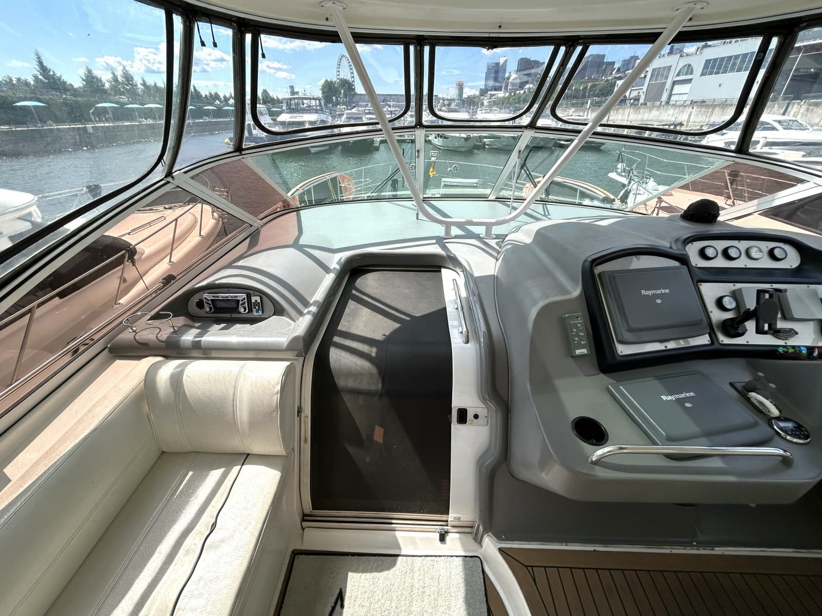 2007 Cruisers Yachts 455 - Photo 23