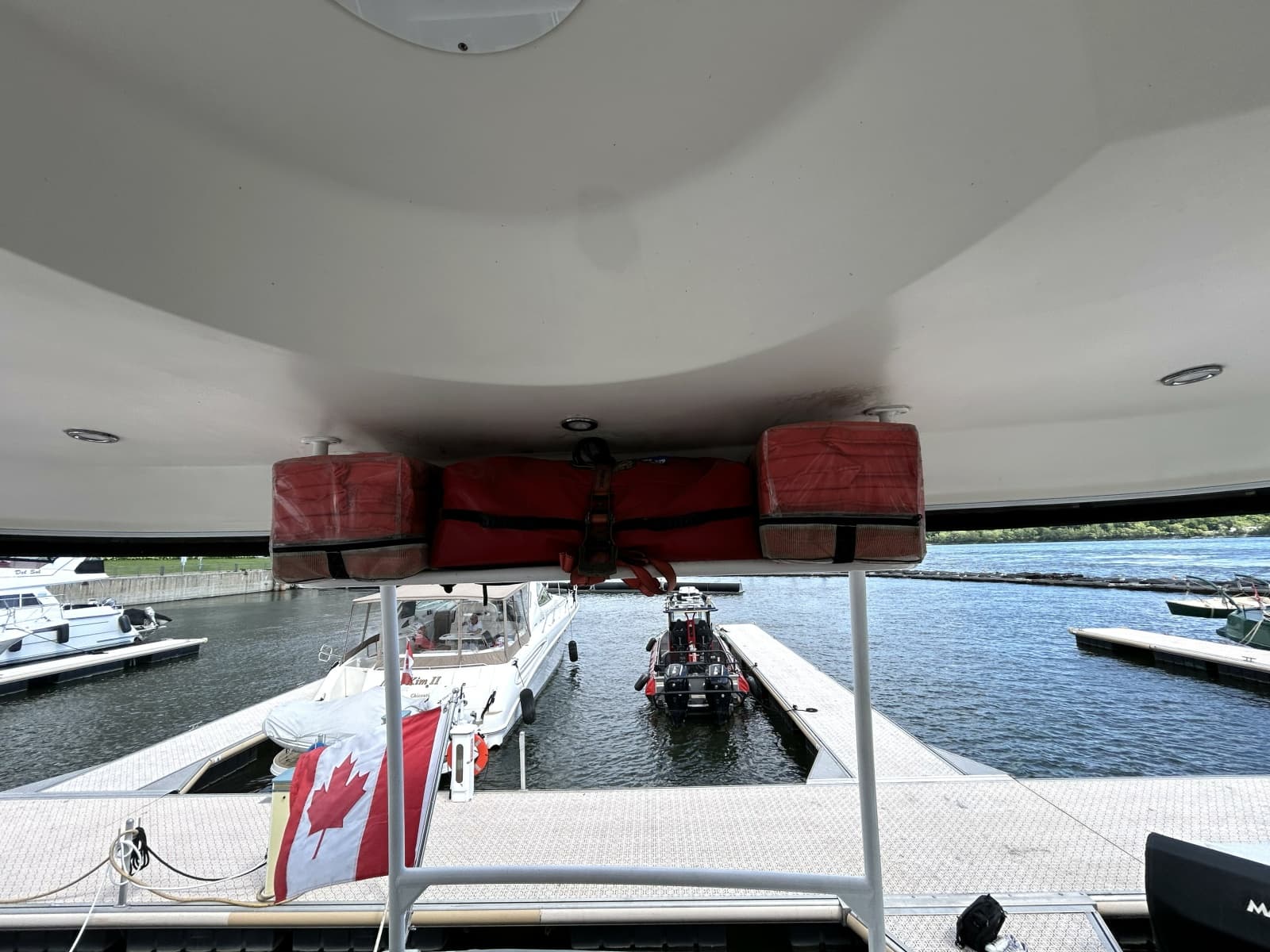 2007 Cruisers Yachts 455 - Photo 11