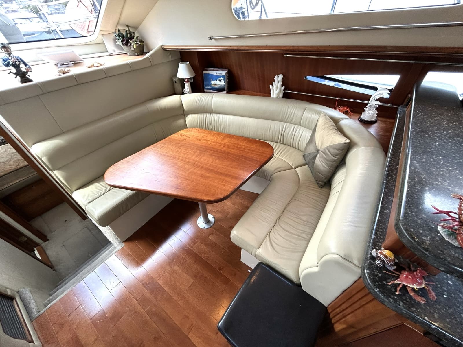 2007 Cruisers Yachts 455 - Photo 26