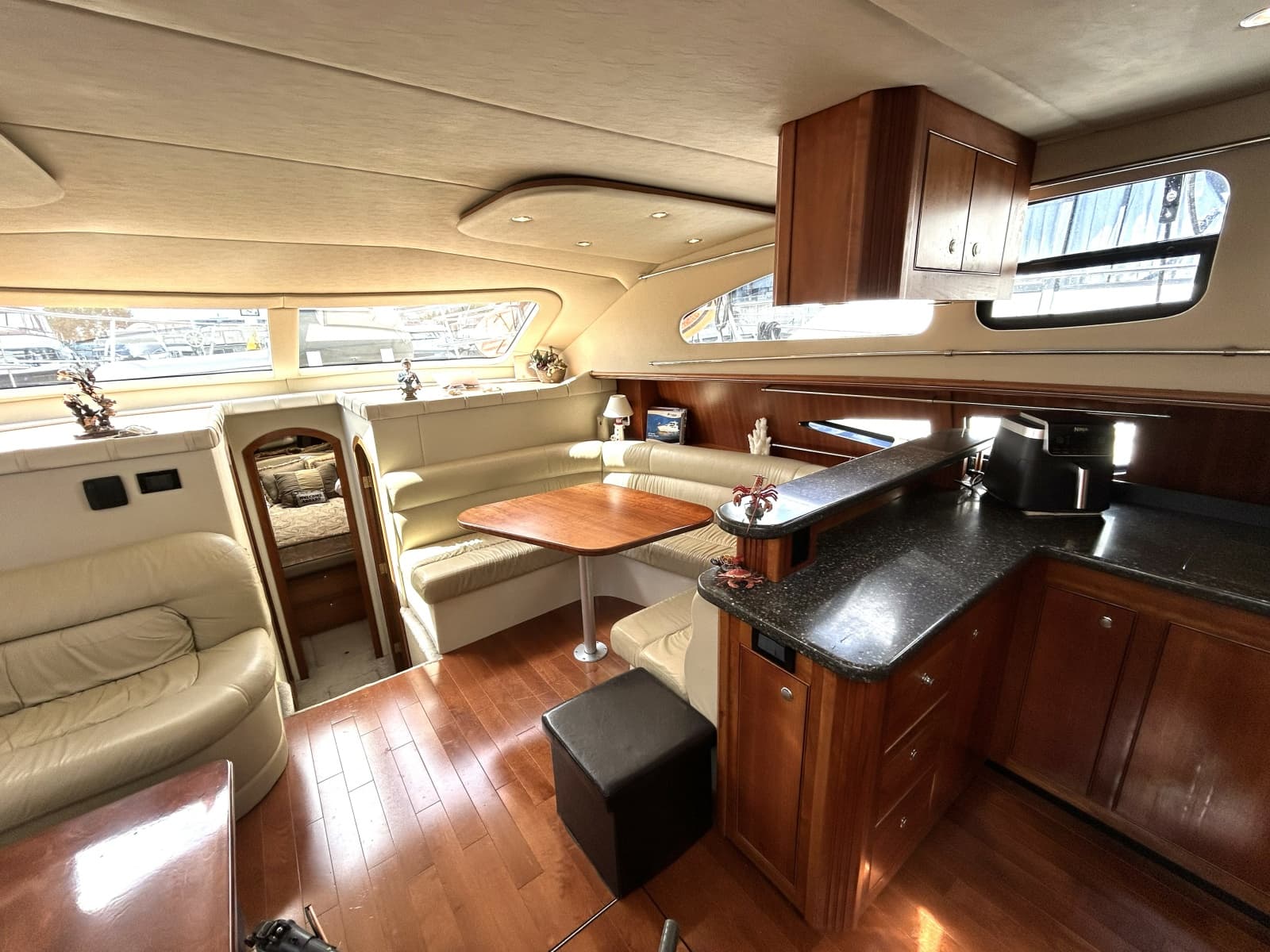 2007 Cruisers Yachts 455 - Photo 28