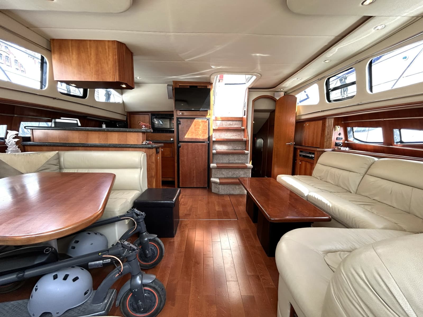 2007 Cruisers Yachts 455 - Photo 35