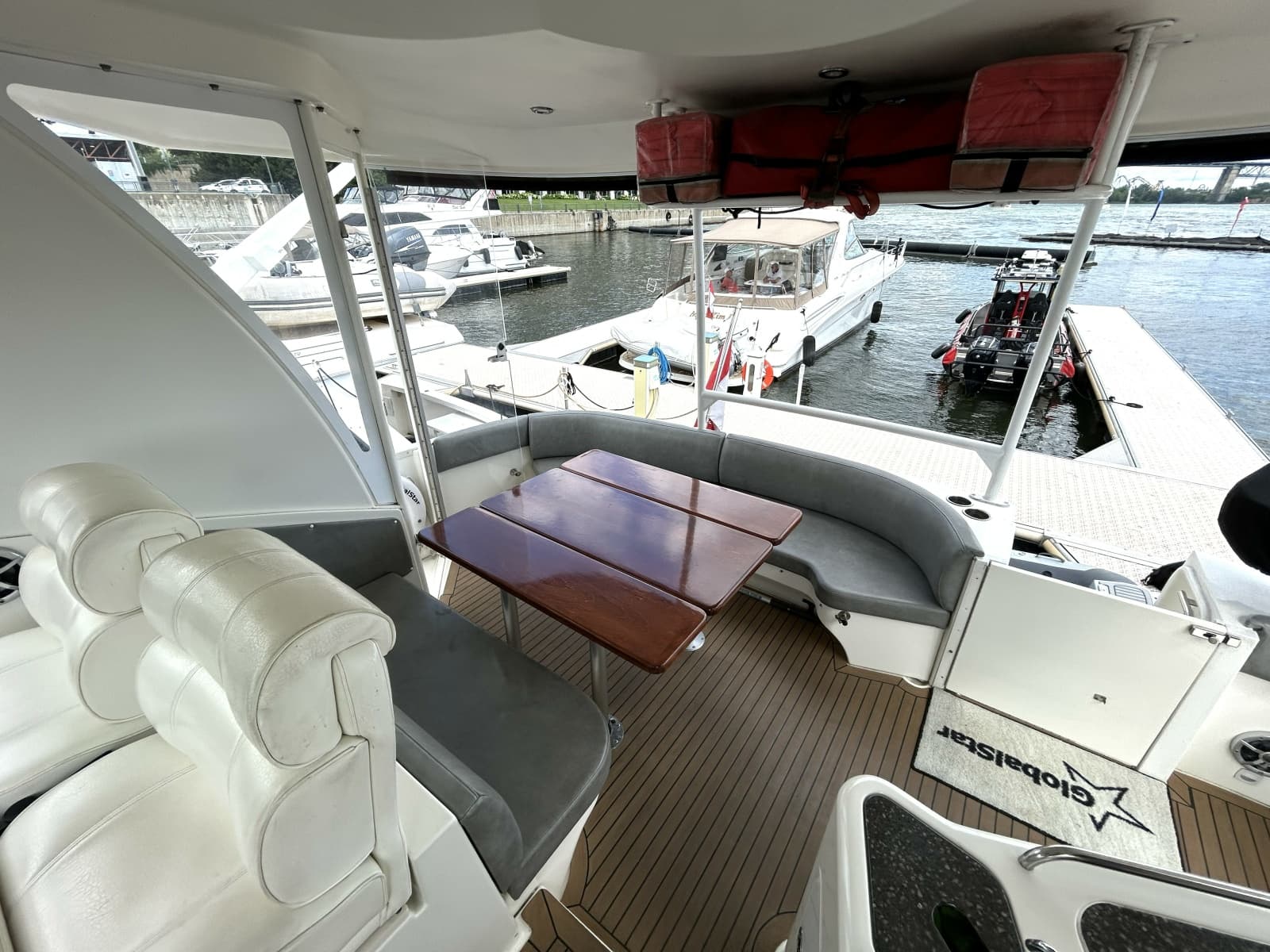 2007 Cruisers Yachts 455 - Photo 53