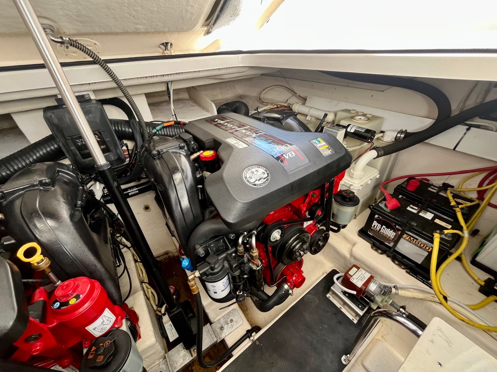 2012 Chaparral 330 Signature - Photo 43