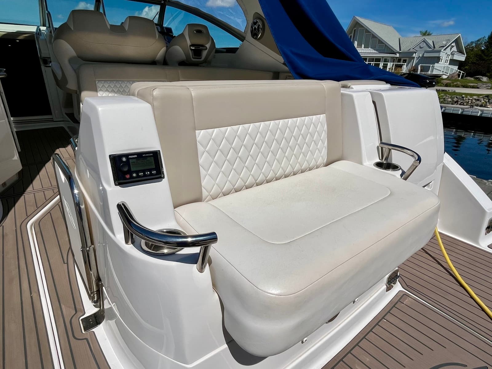 2012 Chaparral 330 Signature - Photo 9