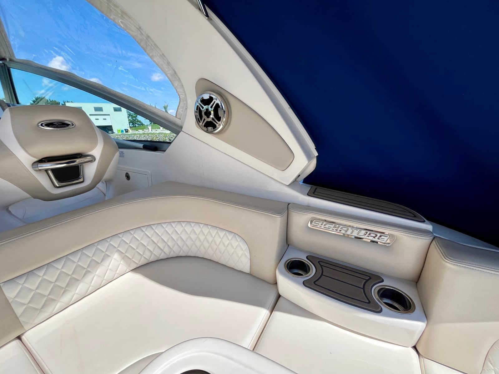 2012 Chaparral 330 Signature - Photo 12