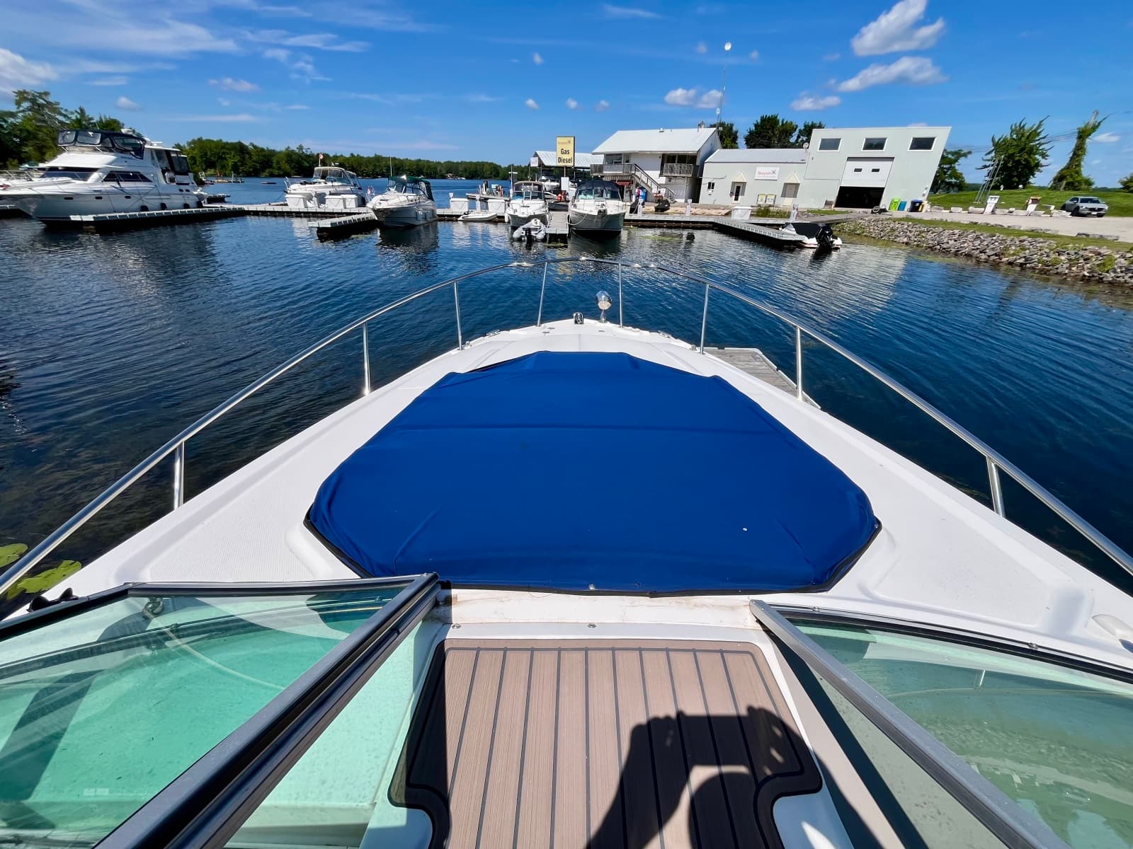 2012 Chaparral 330 Signature - Photo 24