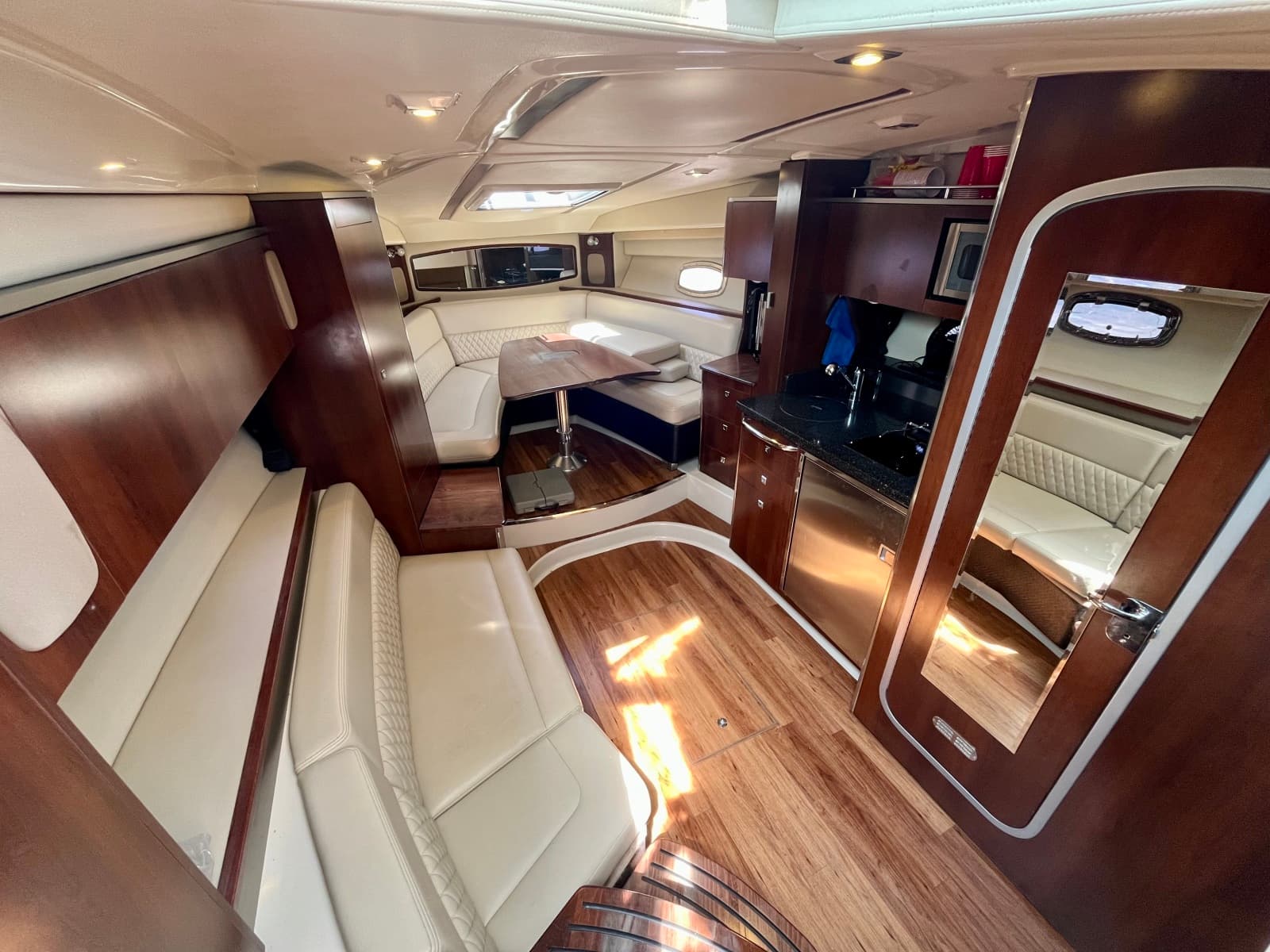2012 Chaparral 330 Signature - Photo 27