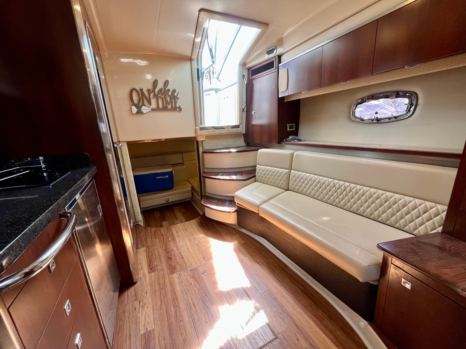 2012 Chaparral 330 Signature - Photo 28