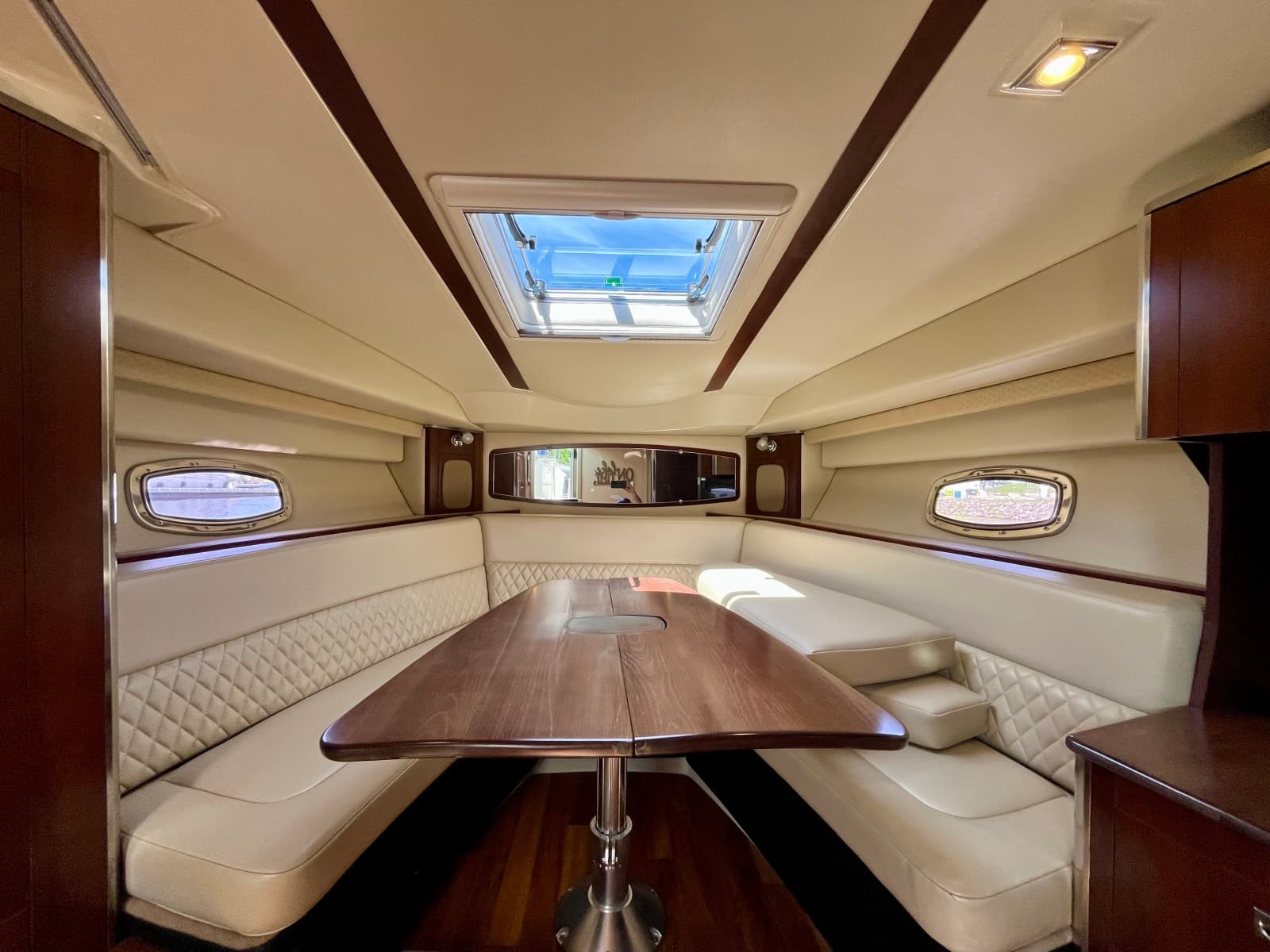2012 Chaparral 330 Signature - Photo 33