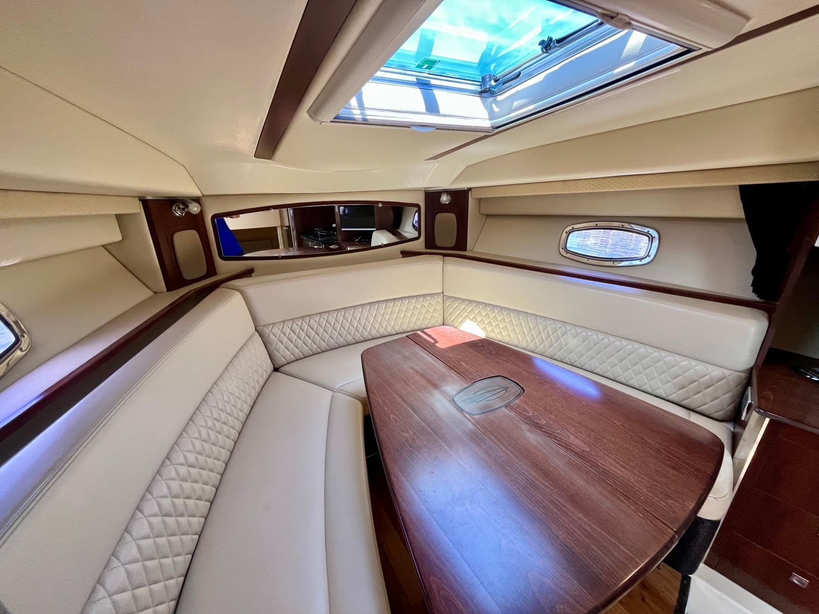 2012 Chaparral 330 Signature - Photo 34
