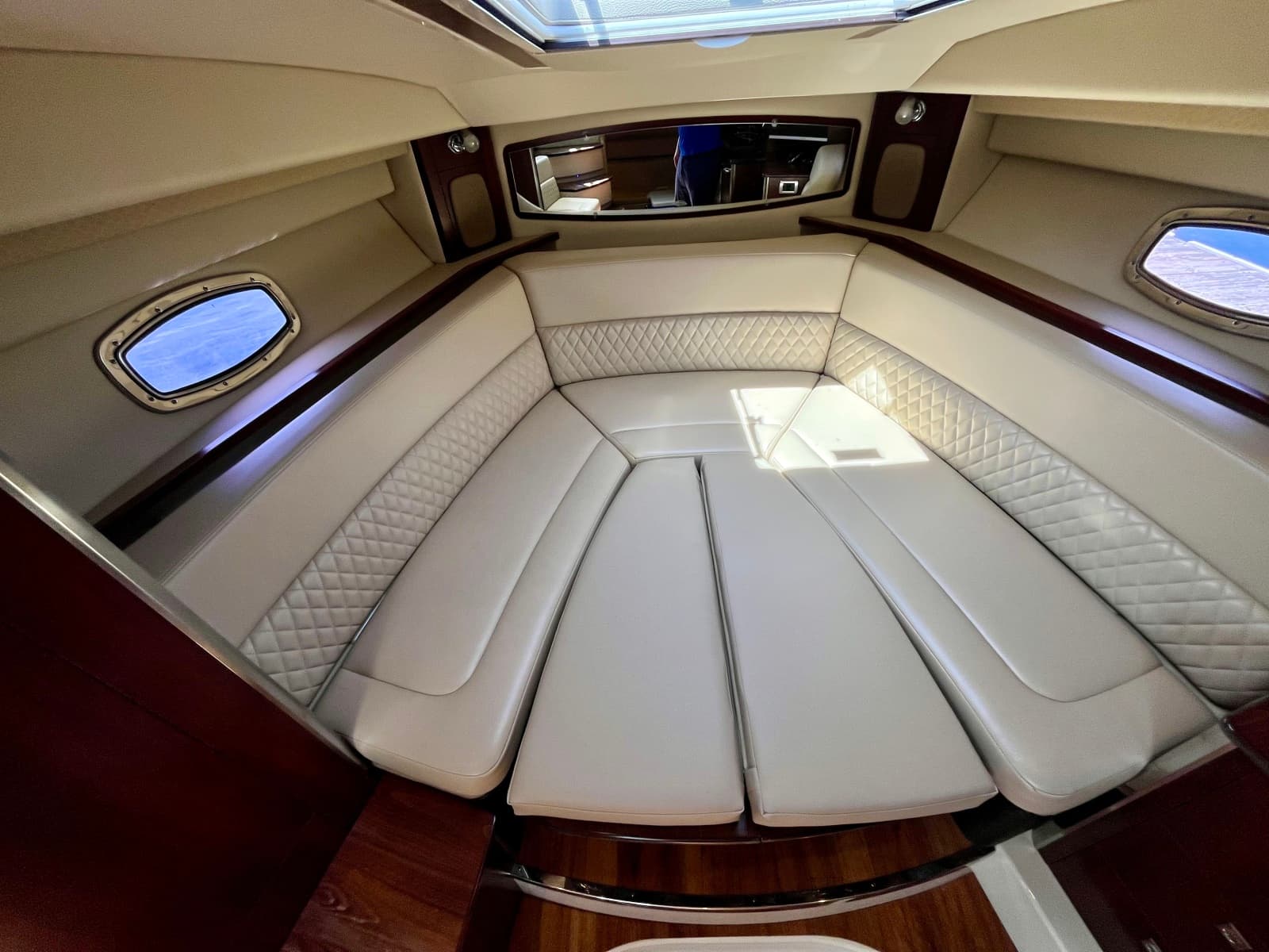 2012 Chaparral 330 Signature - Photo 36