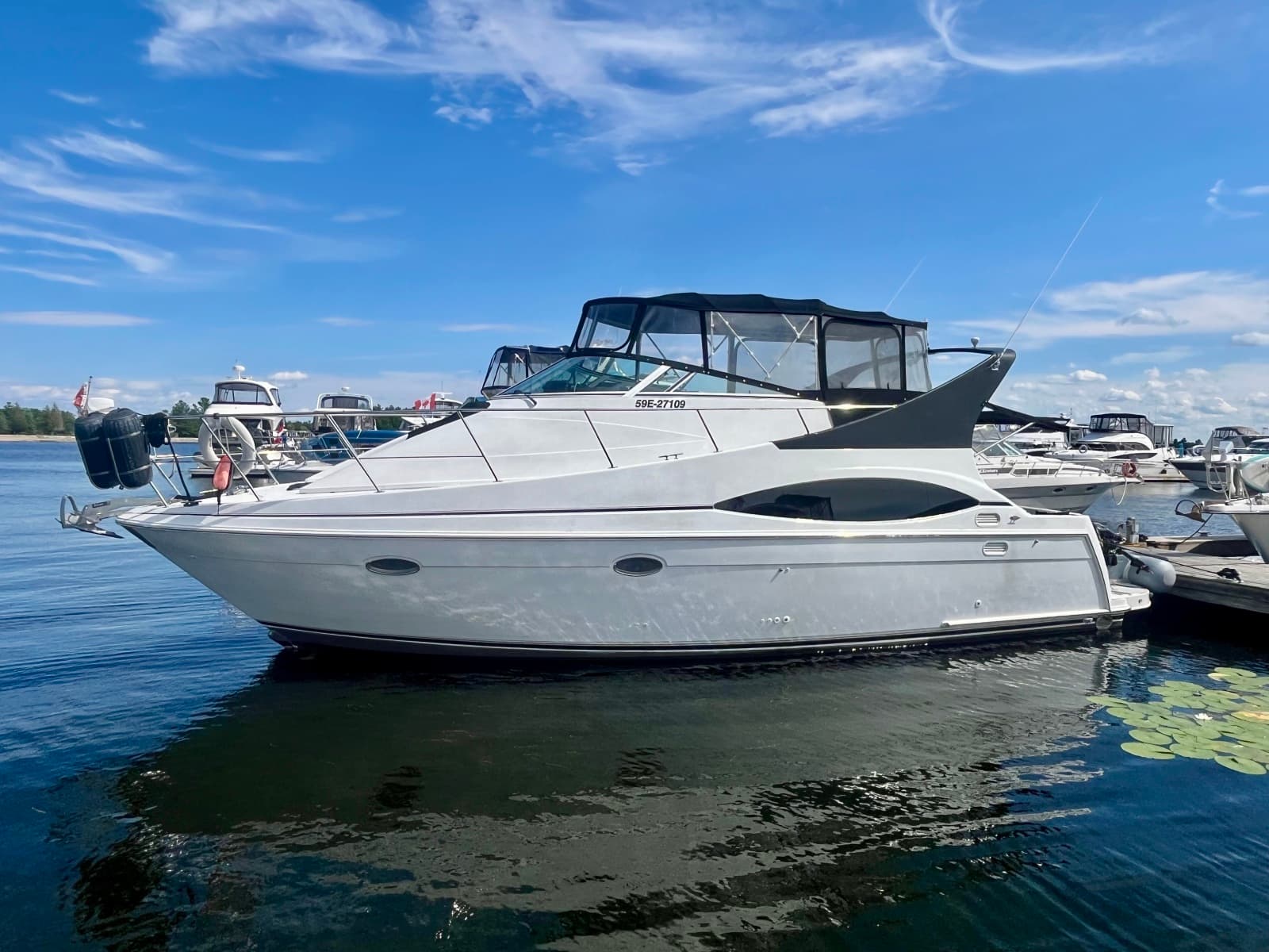 1999 Carver 350 Mariner - Photo 2