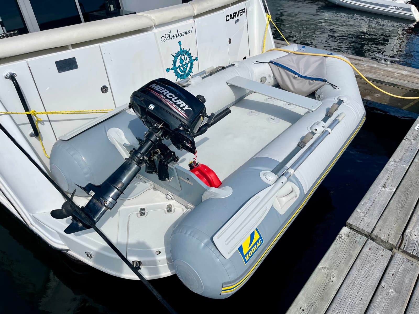 1999 Carver 350 Mariner - Photo 8