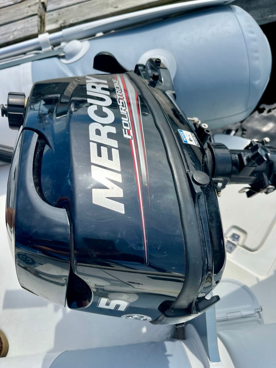 1999 Carver 350 Mariner - Photo 11