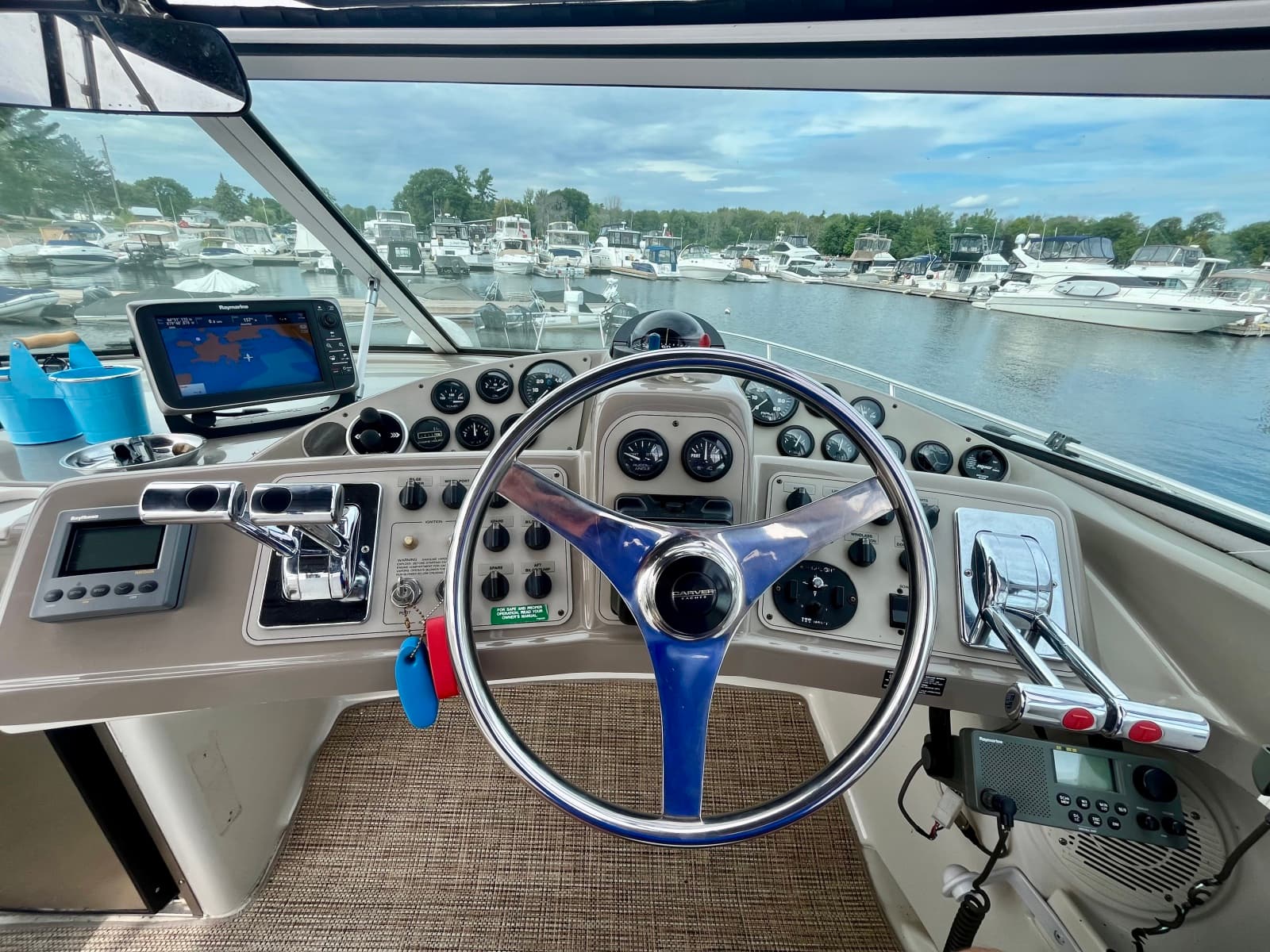 1999 Carver 350 Mariner - Photo 42