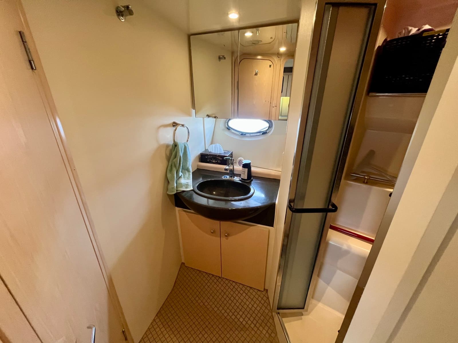 1999 Carver 350 Mariner - Photo 76