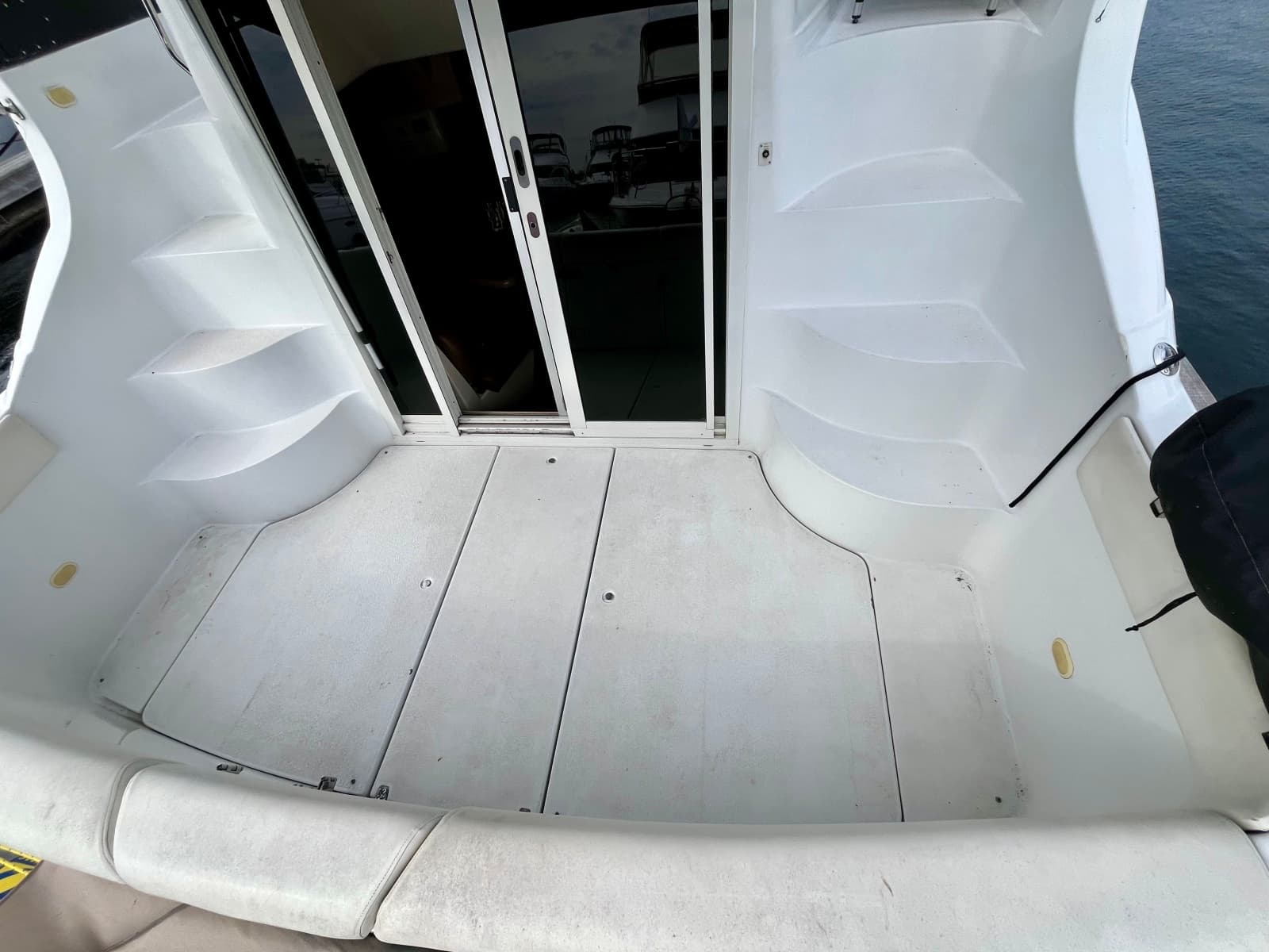 1999 Carver 350 Mariner - Photo 116