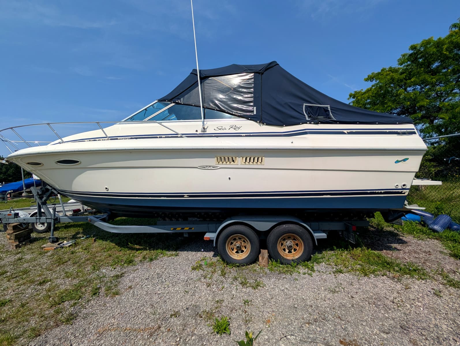 1987 Sea Ray 270 Amberjack - Photo 2