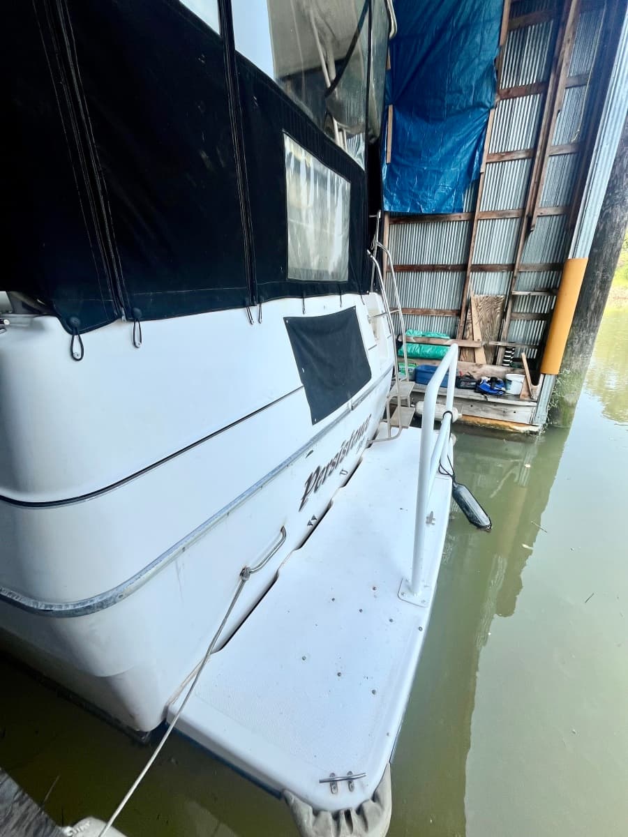 1995 Bayliner 3587 - Photo 6