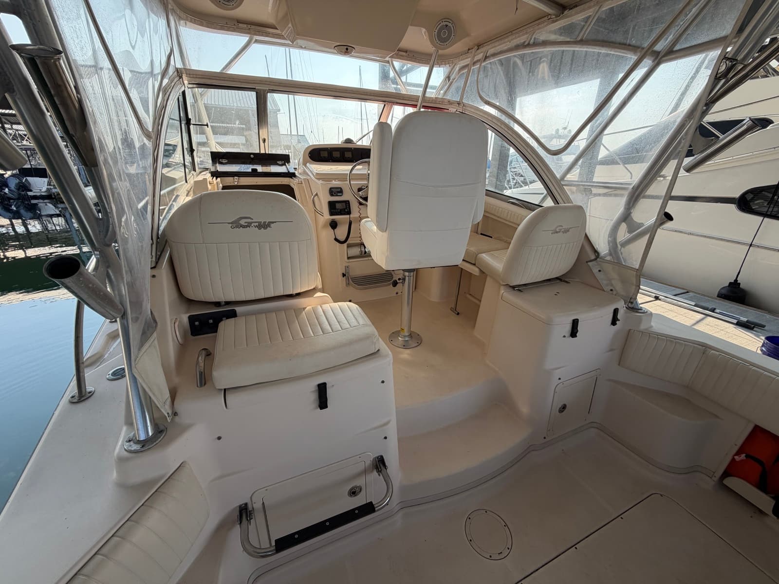 2007 Grady-White Express 305 - Photo 7