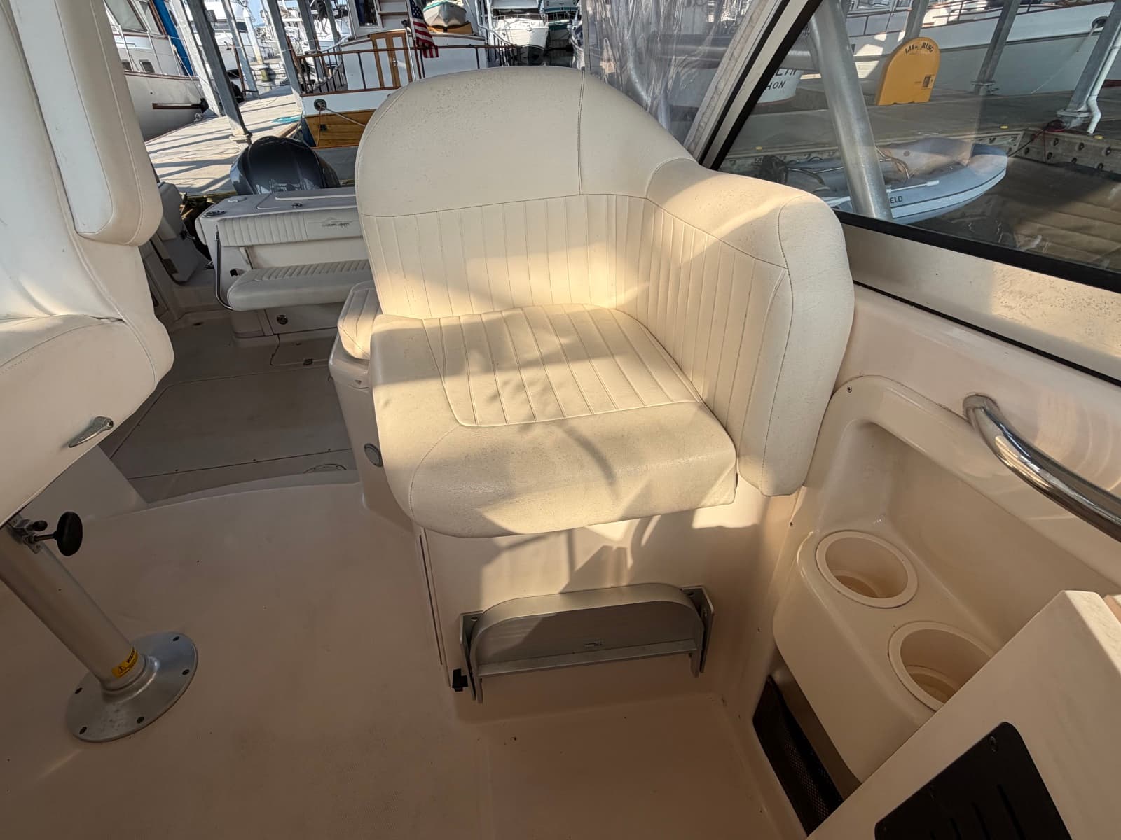 2007 Grady-White Express 305 - Photo 11