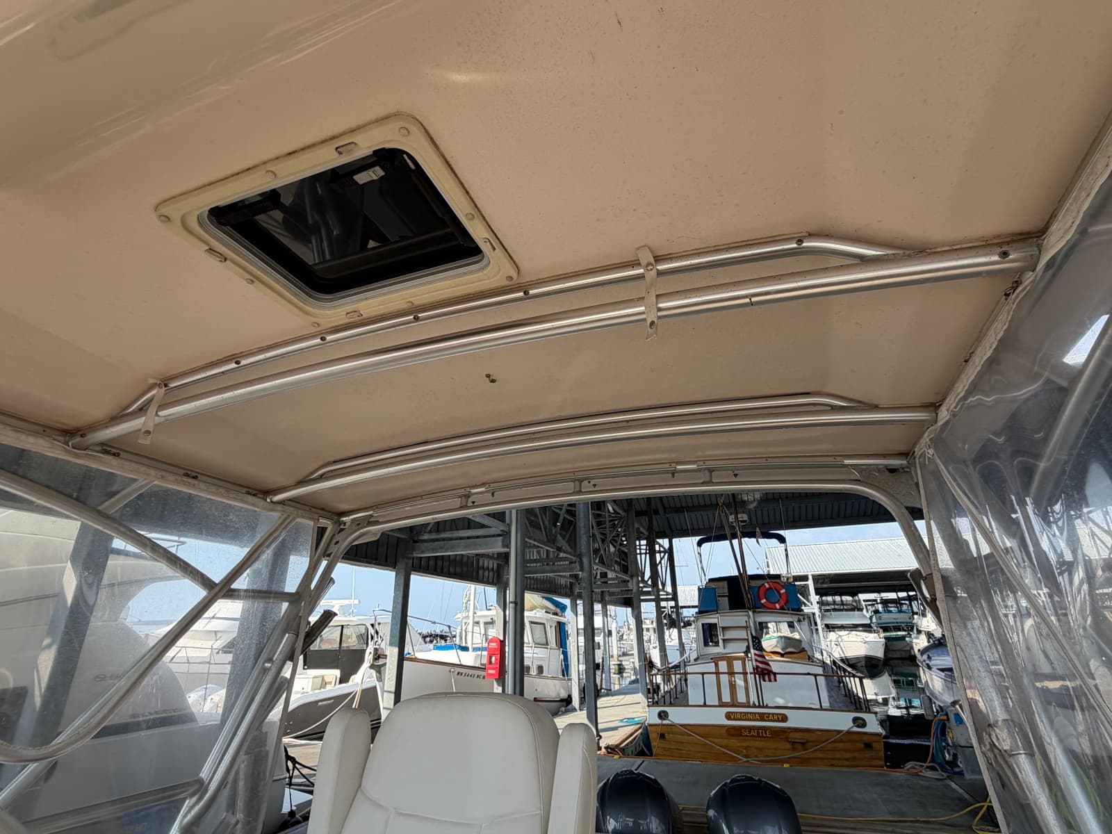 2007 Grady-White Express 305 - Photo 12