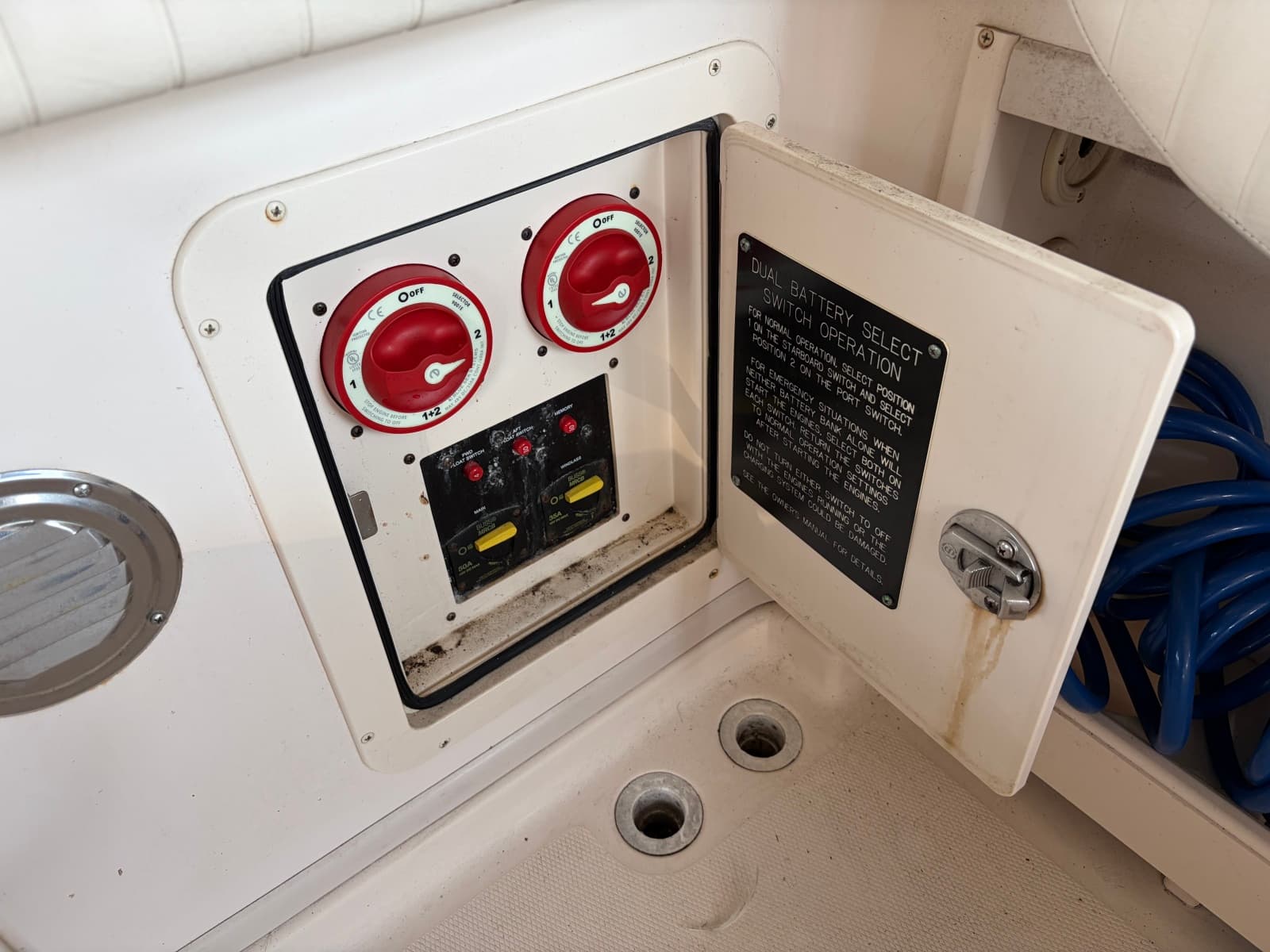 2007 Grady-White Express 305 - Photo 36