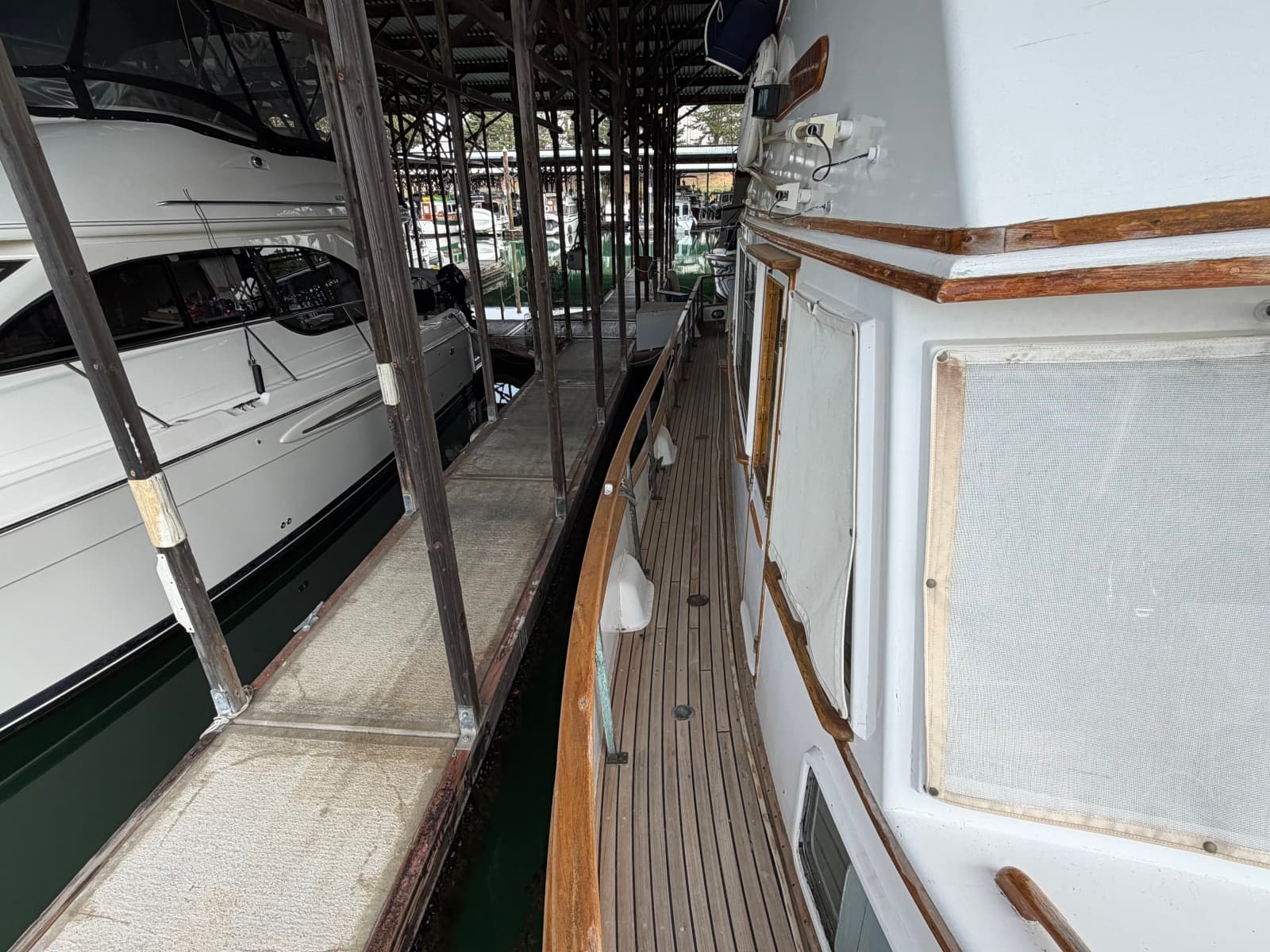 1969 Grand Banks 42 Classic - Photo 8