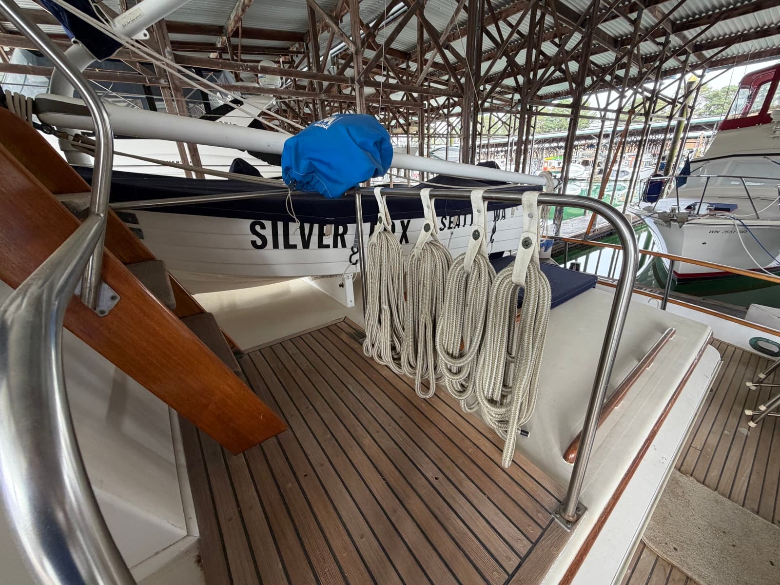 1969 Grand Banks 42 Classic - Photo 11