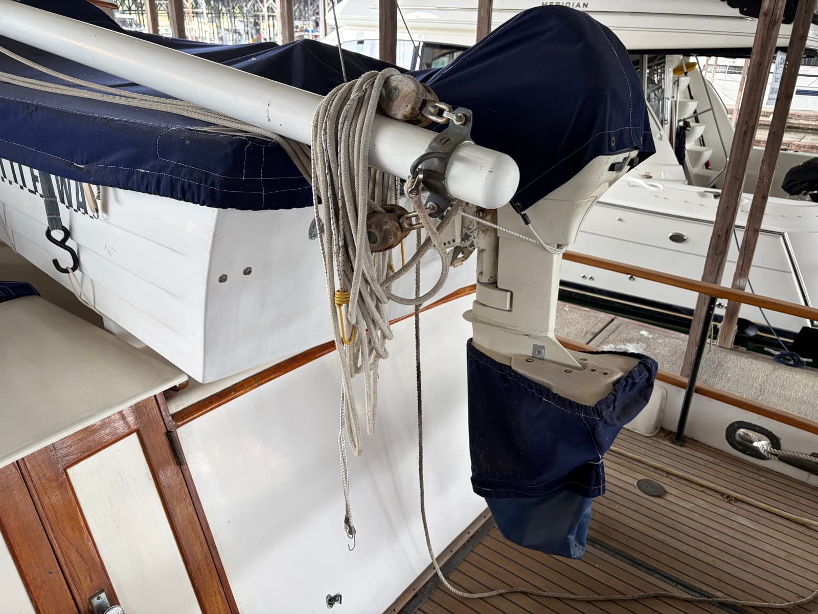 1969 Grand Banks 42 Classic - Photo 12