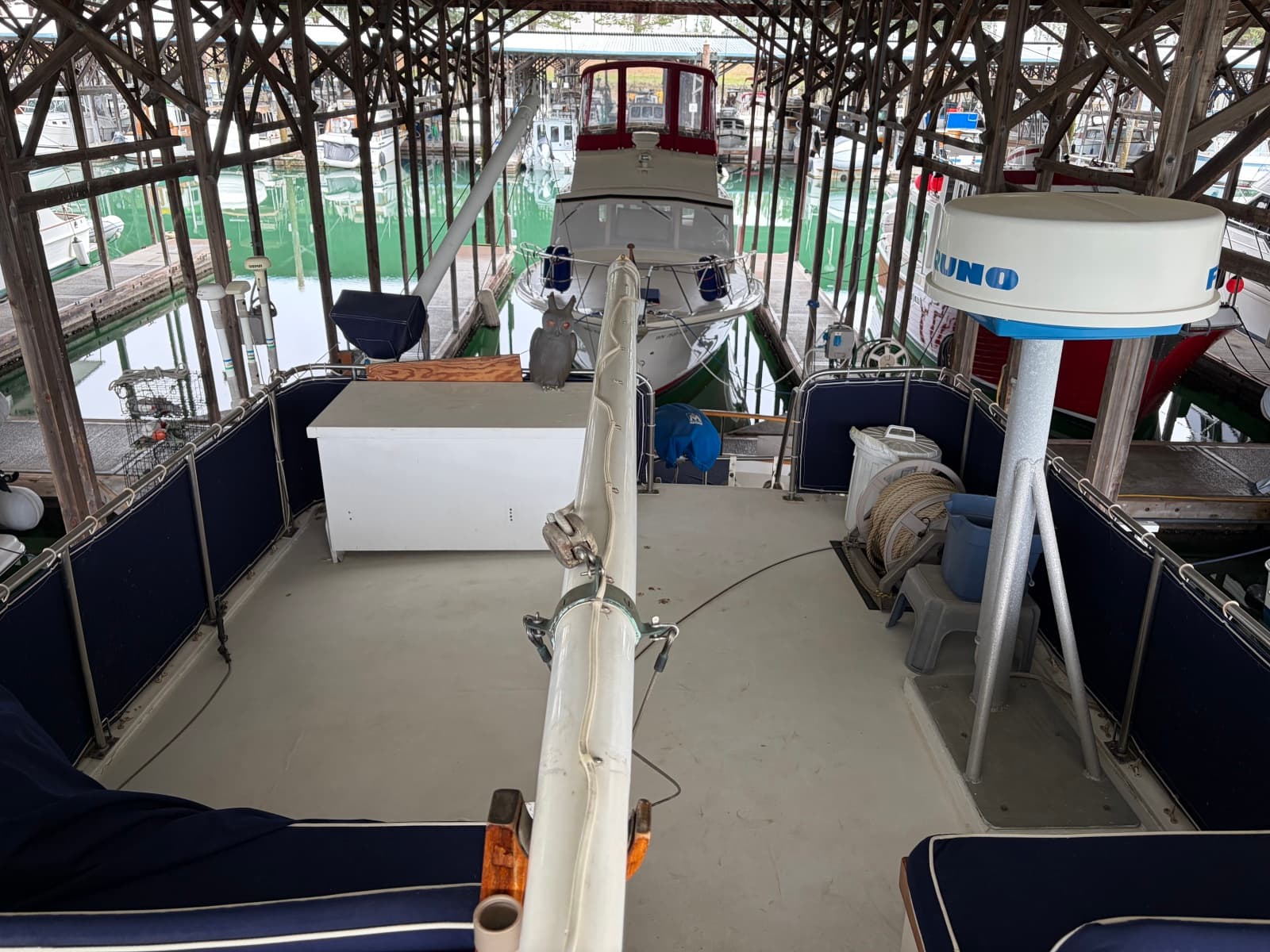 1969 Grand Banks 42 Classic - Photo 16