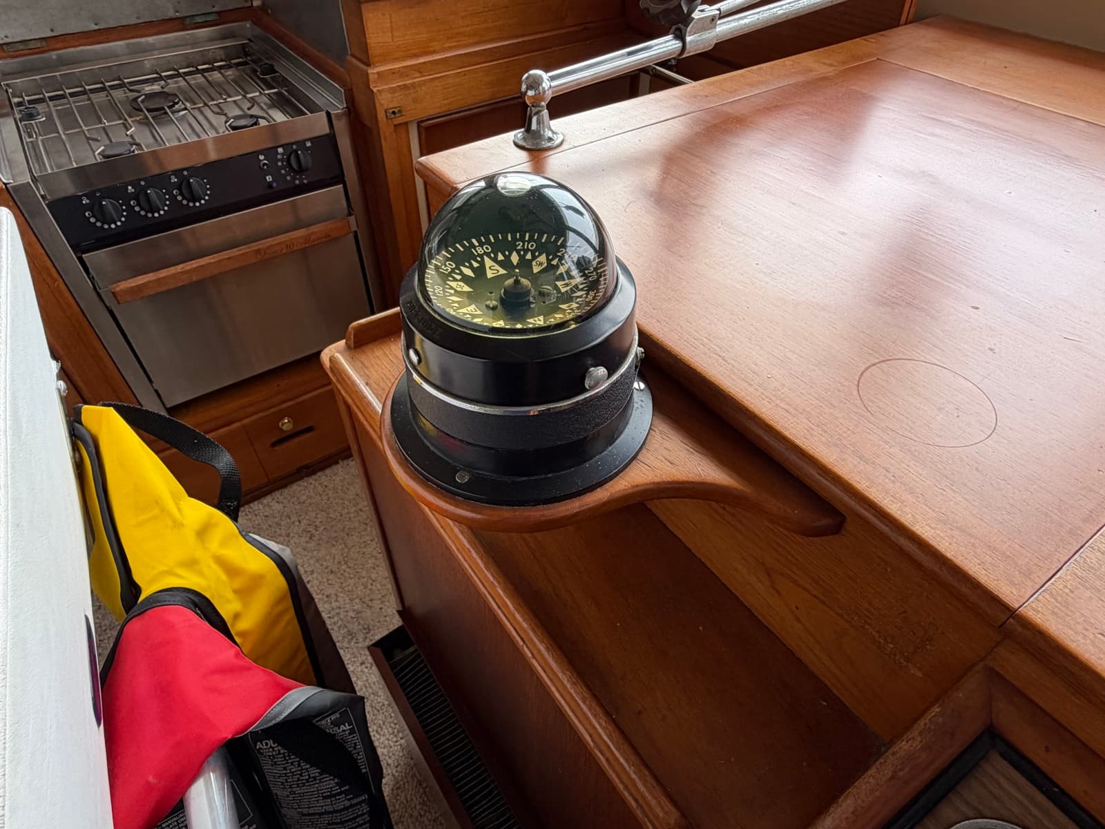 1969 Grand Banks 42 Classic - Photo 27