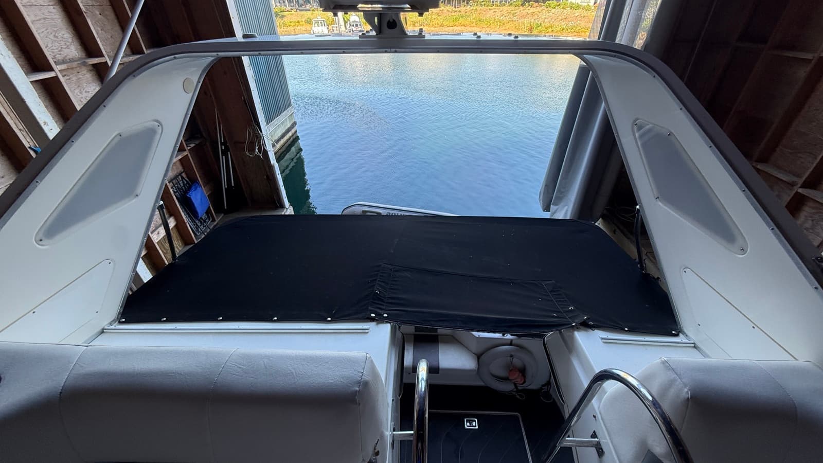 1992 Bayliner 3688 Motoryacht - Photo 25