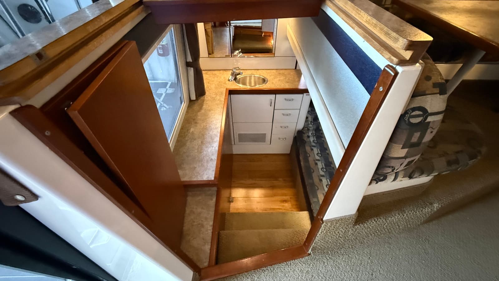 1992 Bayliner 3688 Motoryacht - Photo 29