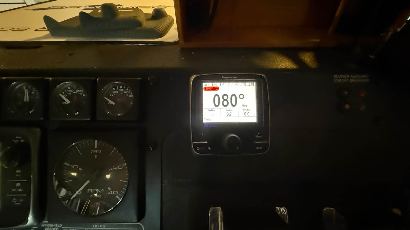 1992 Bayliner 3688 Motoryacht - Photo 69