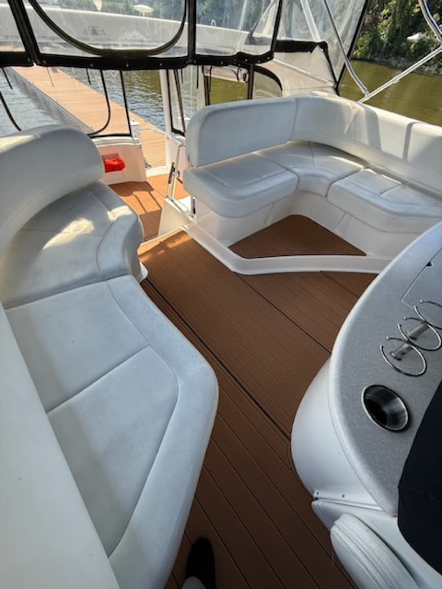 2004 Silverton 43 Motor Yacht - Photo 15