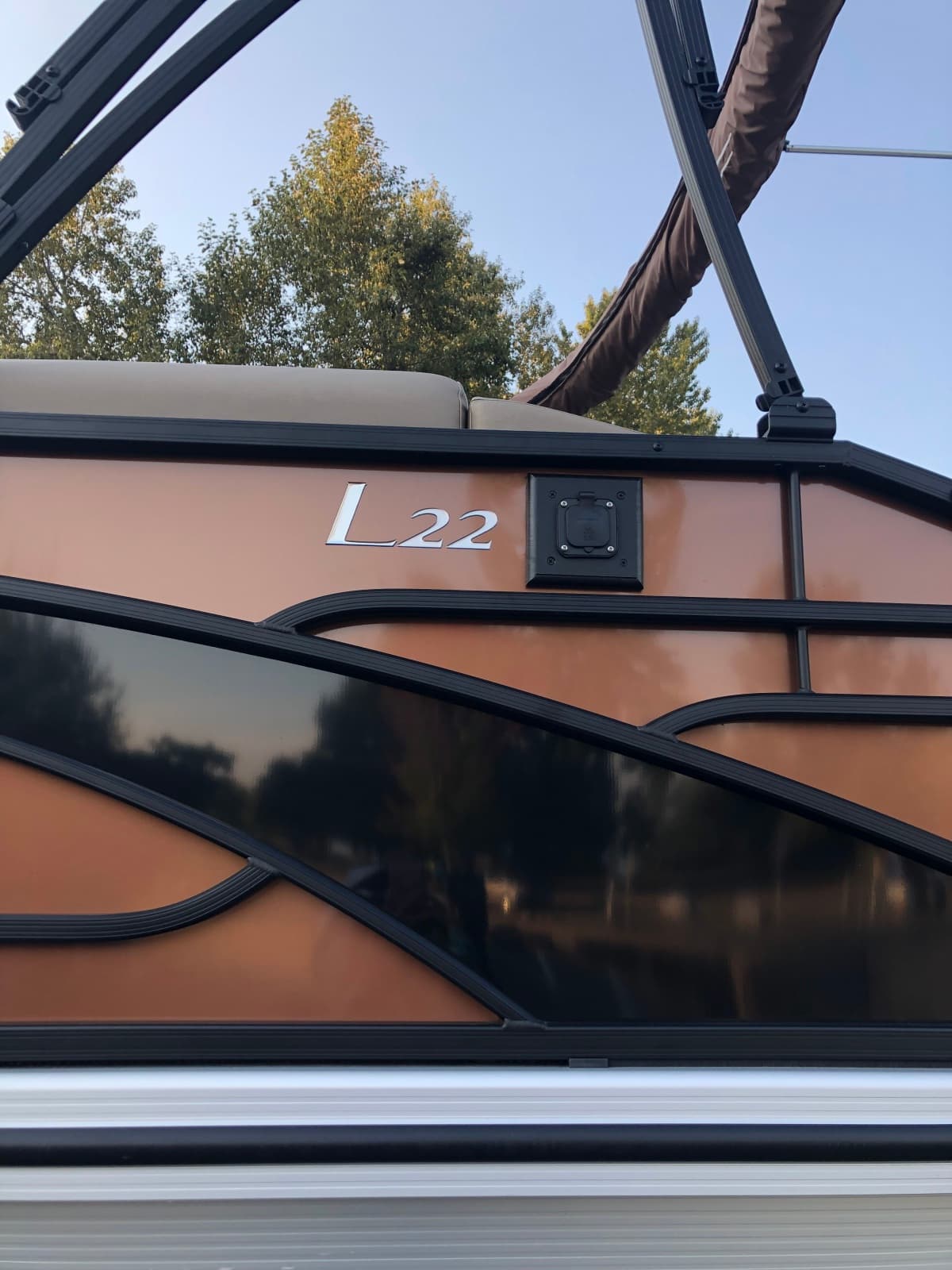 2023 Bennington 22 LSB - Photo 6