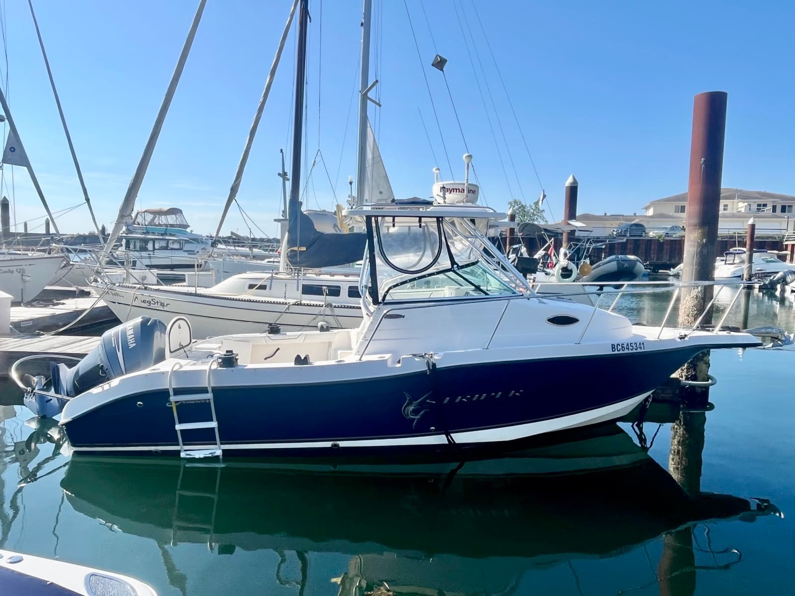2007 Seaswirl 2301 Striper WA - Photo 1
