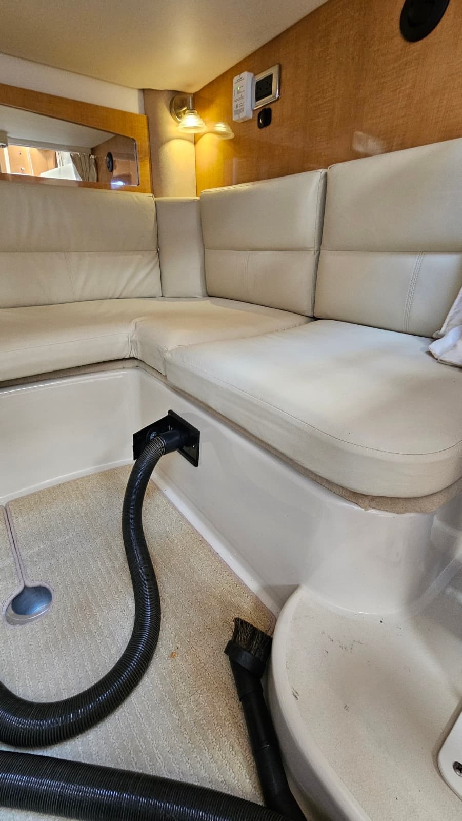 2011 Four Winns V355 - Photo 13