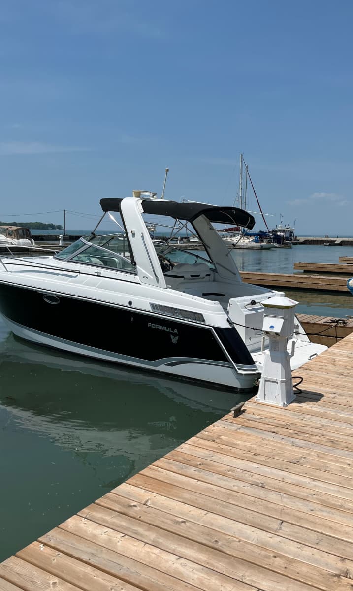 2009 Formula 27 Performance Cruiser - Photo 4