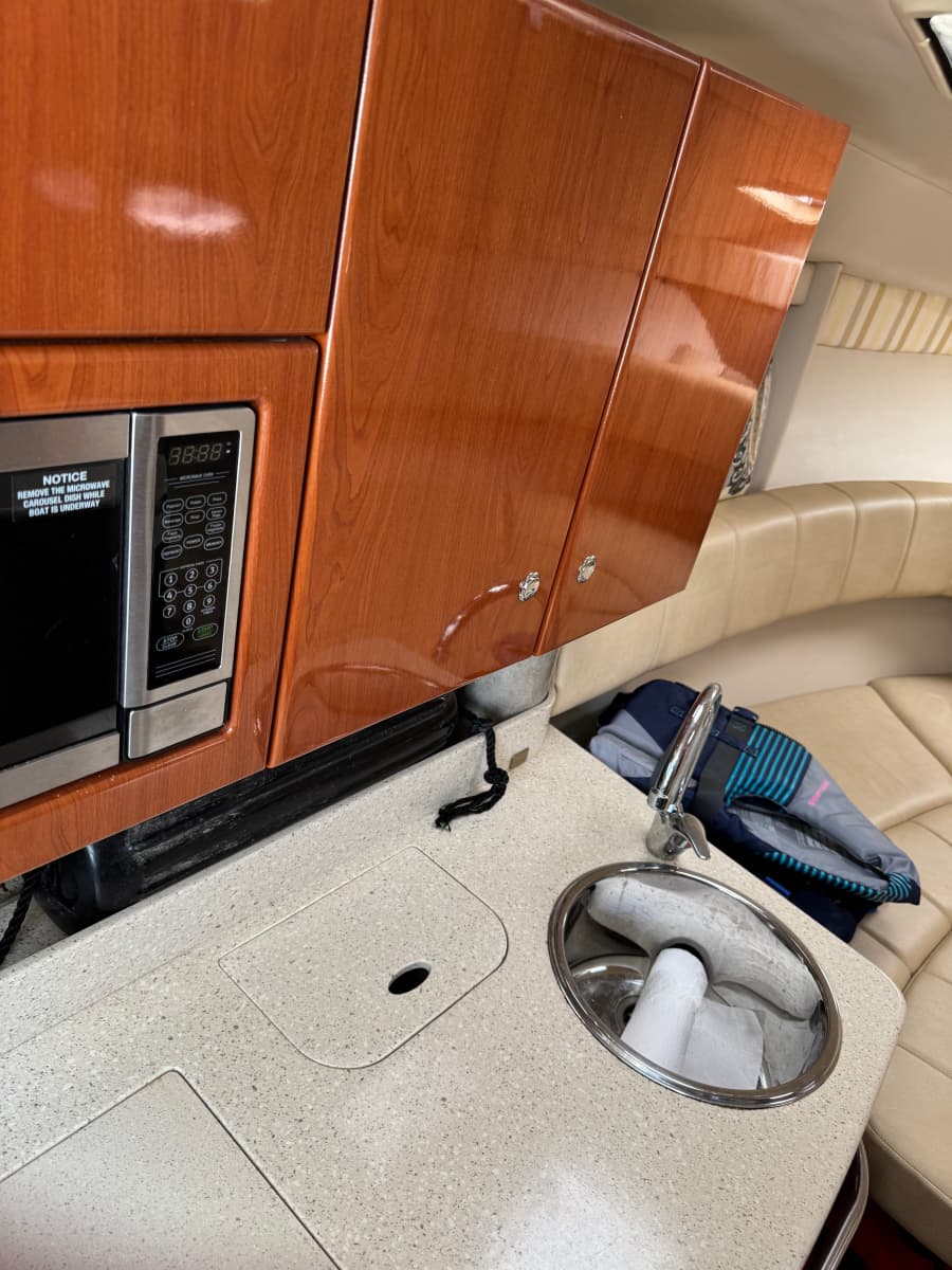 2009 Formula 27 Performance Cruiser - Photo 11