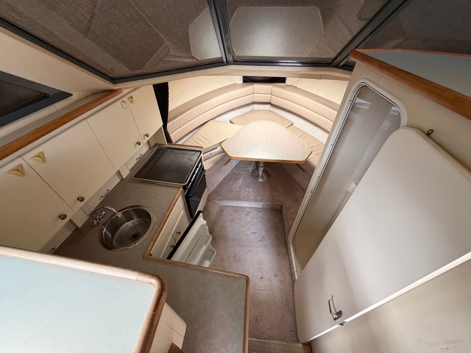 1996 Carver 325 Aft Cabin Motor Yacht - Photo 15
