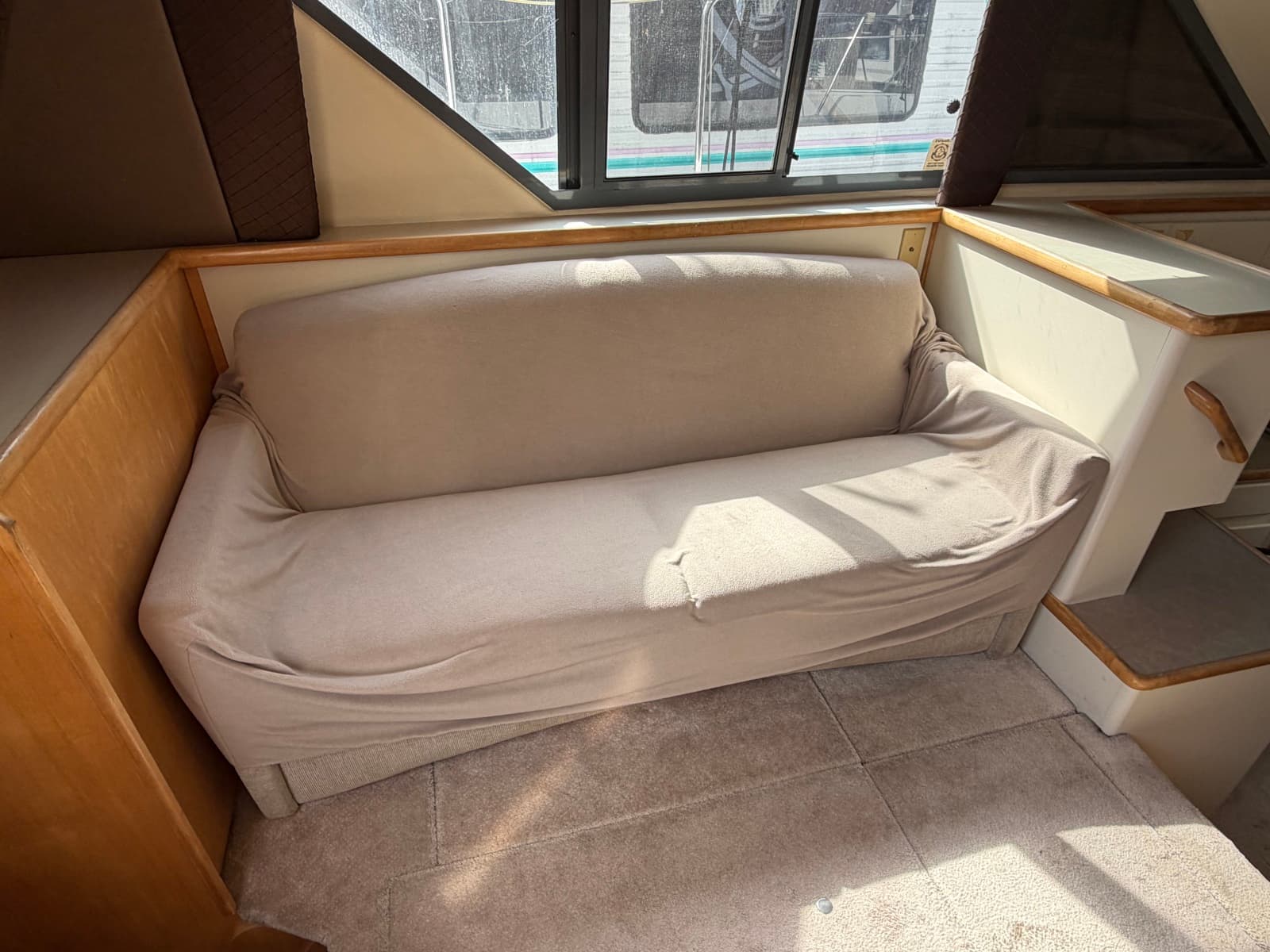 1996 Carver 325 Aft Cabin Motor Yacht - Photo 27