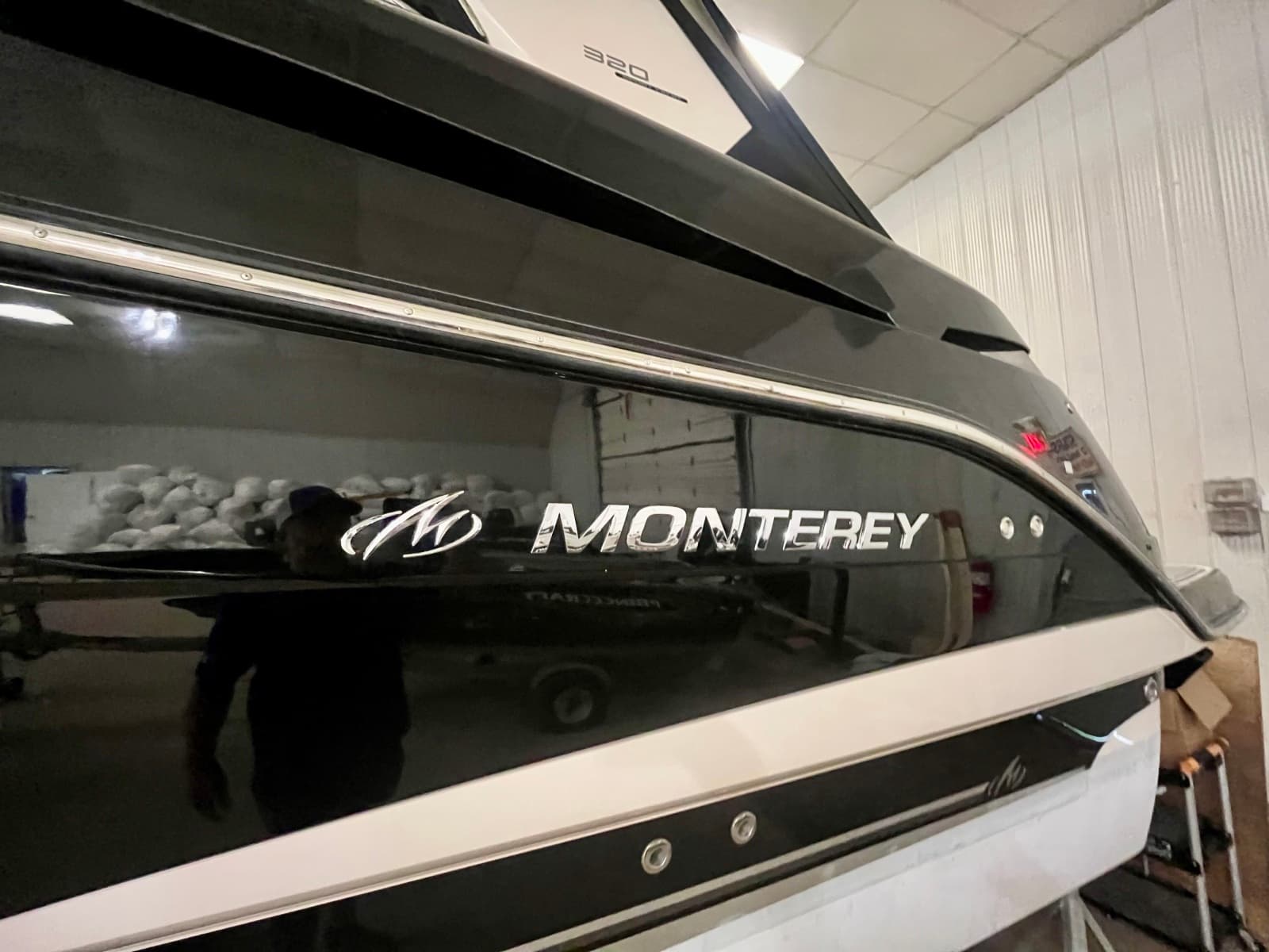 2012 Monterey 320 Sport Yacht - Photo 5